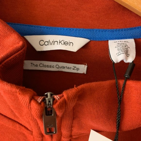 Calvin Klein Red 1/4 Zip Pullover Active Wear NWT - Picture 4 of 5